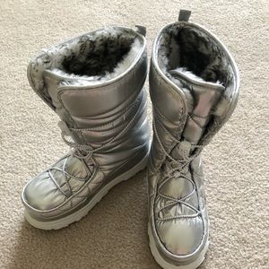 Khombu Winter Boots
